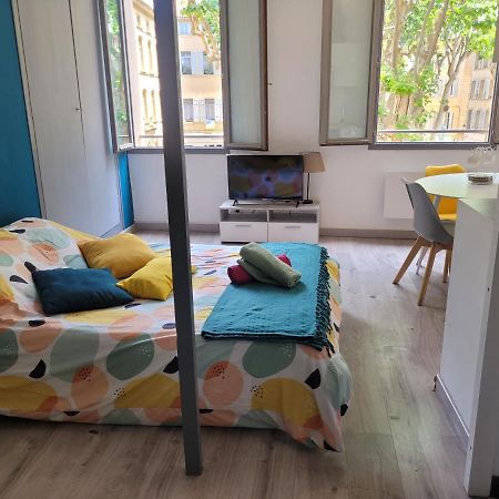 Apartamento Charmant Studio Avec Mezzanine Aix-en-Provence Exterior foto
